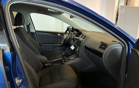 Volkswagen Jetta VI, 2018 год, 1 450 000 рублей, 27 фотография