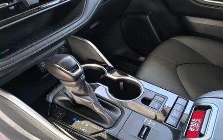 Toyota Highlander, 2024 год, 4 840 001 рублей, 9 фотография