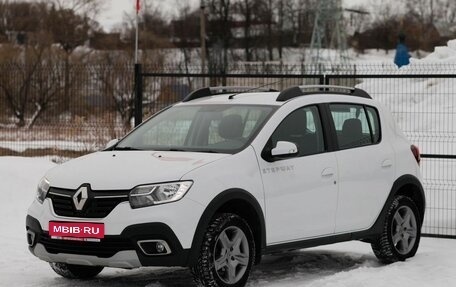 Renault Sandero II рестайлинг, 2020 год, 1 380 000 рублей, 1 фотография