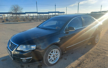 Volkswagen Passat B6, 2005 год, 375 000 рублей, 2 фотография