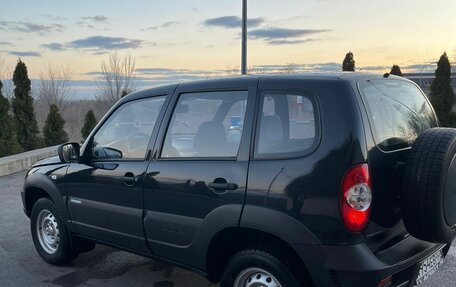 Chevrolet Niva I рестайлинг, 2013 год, 680 000 рублей, 3 фотография