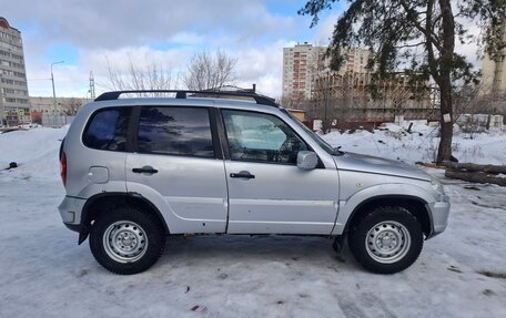 Chevrolet Niva I рестайлинг, 2011 год, 6 фотография