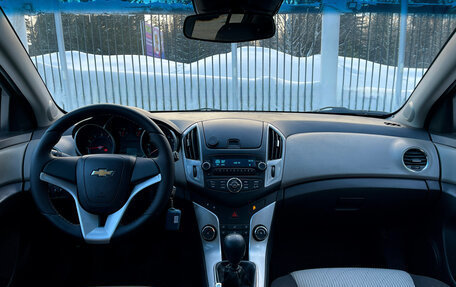 Chevrolet Cruze II, 2013 год, 759 000 рублей, 10 фотография