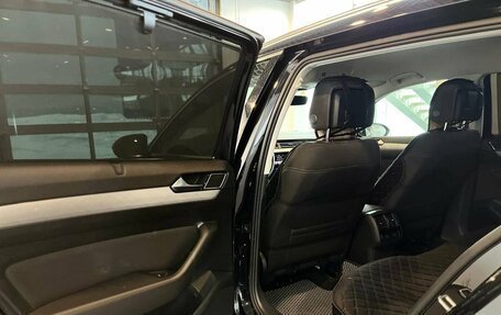 Volkswagen Passat B8 рестайлинг, 2020 год, 2 250 000 рублей, 14 фотография