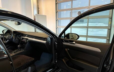 Volkswagen Passat B8 рестайлинг, 2020 год, 2 250 000 рублей, 17 фотография