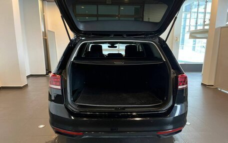 Volkswagen Passat B8 рестайлинг, 2020 год, 2 250 000 рублей, 26 фотография