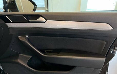 Volkswagen Passat B8 рестайлинг, 2020 год, 2 250 000 рублей, 18 фотография