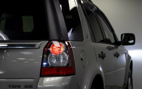 Land Rover Freelander II рестайлинг 2, 2010 год, 1 333 000 рублей, 25 фотография