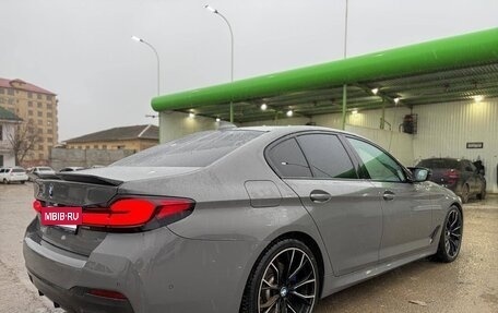 BMW 5 серия, 2021 год, 4 200 000 рублей, 3 фотография