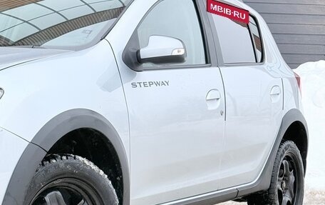 Renault Sandero II рестайлинг, 2020 год, 1 199 900 рублей, 2 фотография