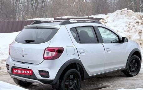 Renault Sandero II рестайлинг, 2020 год, 1 199 900 рублей, 23 фотография