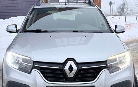 Renault Sandero II рестайлинг, 2020 год, 1 199 900 рублей, 27 фотография