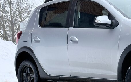 Renault Sandero II рестайлинг, 2020 год, 1 199 900 рублей, 30 фотография