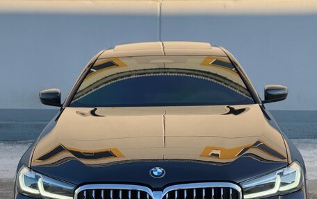 BMW 5 серия, 2022 год, 4 900 000 рублей, 2 фотография