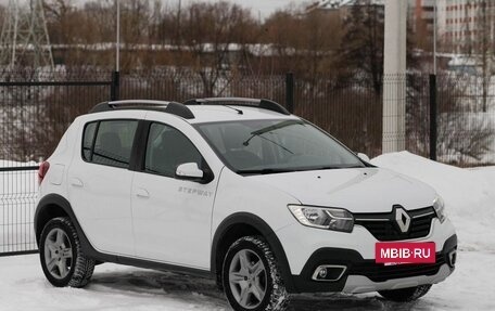 Renault Sandero II рестайлинг, 2020 год, 1 380 000 рублей, 3 фотография