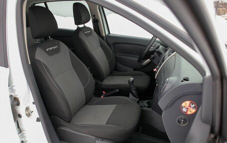 Renault Sandero II рестайлинг, 2020 год, 1 380 000 рублей, 31 фотография