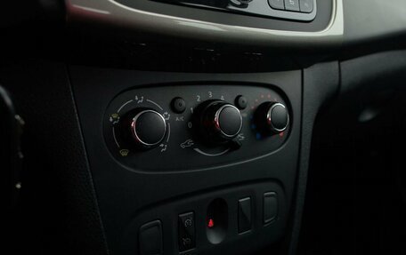 Renault Sandero II рестайлинг, 2020 год, 1 380 000 рублей, 28 фотография