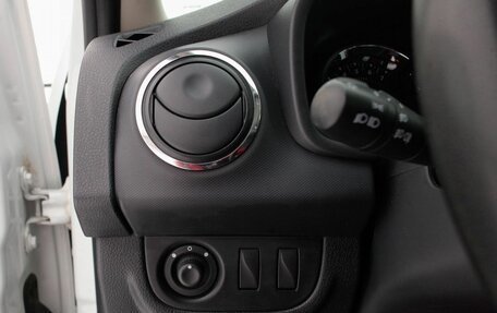 Renault Sandero II рестайлинг, 2020 год, 1 380 000 рублей, 35 фотография