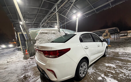 KIA Rio IV, 2019 год, 1 380 000 рублей, 4 фотография