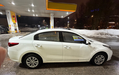 KIA Rio IV, 2019 год, 1 380 000 рублей, 12 фотография