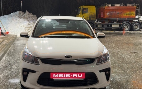 KIA Rio IV, 2019 год, 1 380 000 рублей, 10 фотография