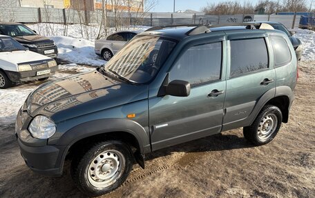Chevrolet Niva I рестайлинг, 2010 год, 380 000 рублей, 4 фотография