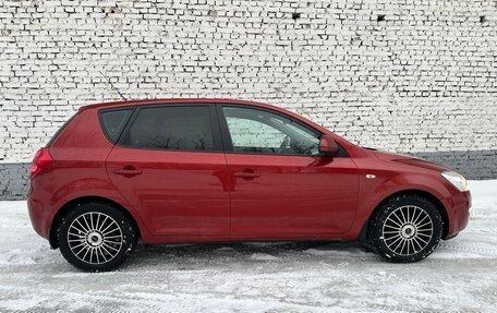 KIA cee'd I рестайлинг, 2009 год, 885 000 рублей, 2 фотография