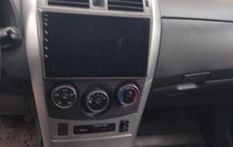 Toyota Corolla, 2012 год, 900 000 рублей, 10 фотография