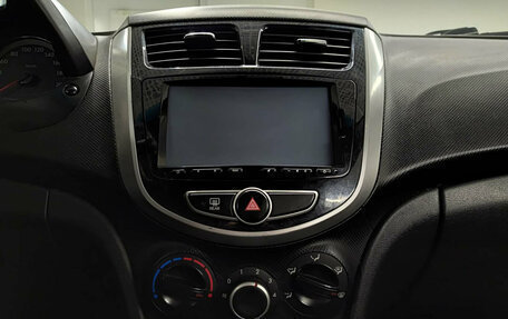 Hyundai Solaris II рестайлинг, 2013 год, 798 000 рублей, 15 фотография