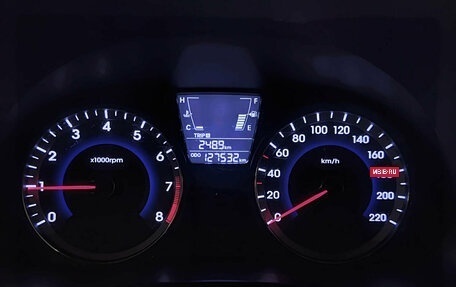 Hyundai Solaris II рестайлинг, 2013 год, 798 000 рублей, 13 фотография