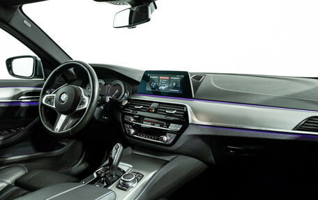 BMW 5 серия, 2019 год, 3 999 700 рублей, 9 фотография