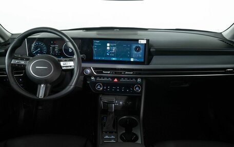 Hyundai Sonata VIII, 2024 год, 4 500 000 рублей, 7 фотография