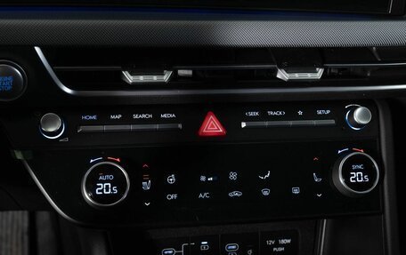 Hyundai Sonata VIII, 2024 год, 4 500 000 рублей, 11 фотография