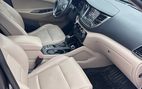 Hyundai Tucson III, 2016 год, 2 150 000 рублей, 12 фотография