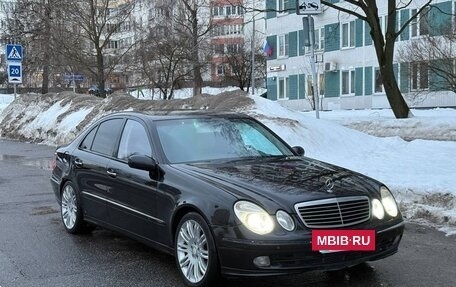 Mercedes-Benz E-Класс, 2002 год, 3 фотография