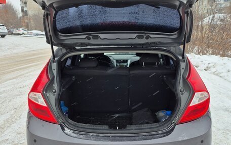 Hyundai Solaris II рестайлинг, 2011 год, 820 000 рублей, 8 фотография