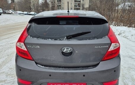 Hyundai Solaris II рестайлинг, 2011 год, 820 000 рублей, 7 фотография