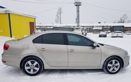 Volkswagen Jetta VI, 2012 год, 1 200 000 рублей, 5 фотография