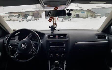 Volkswagen Jetta VI, 2012 год, 1 200 000 рублей, 11 фотография