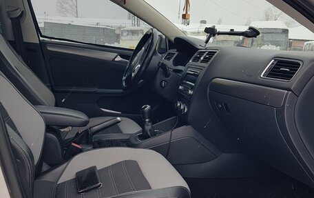 Volkswagen Jetta VI, 2012 год, 1 200 000 рублей, 12 фотография