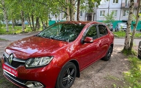 Renault Logan II, 2016 год, 750 000 рублей, 2 фотография