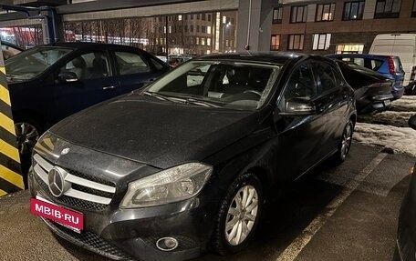 Mercedes-Benz A-Класс, 2013 год, 1 600 000 рублей, 2 фотография