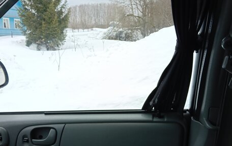 Dodge Caravan IV, 2004 год, 590 000 рублей, 26 фотография