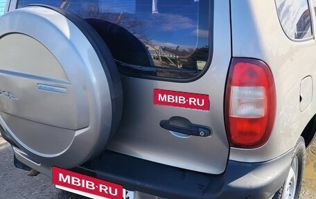 Chevrolet Niva I рестайлинг, 2008 год, 550 000 рублей, 3 фотография