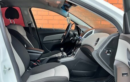 Chevrolet Cruze II, 2013 год, 650 000 рублей, 9 фотография