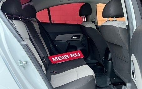 Chevrolet Cruze II, 2013 год, 650 000 рублей, 10 фотография