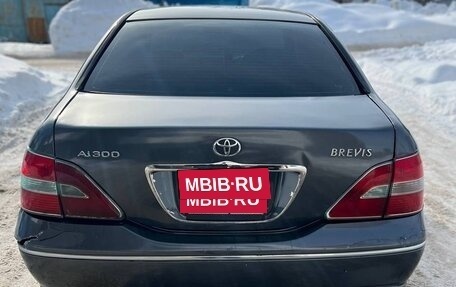 Toyota Brevis, 2002 год, 685 000 рублей, 5 фотография