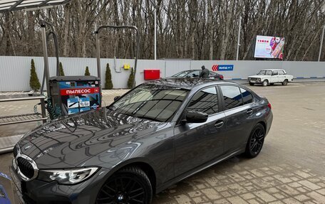 BMW 3 серия, 2019 год, 2 950 000 рублей, 2 фотография