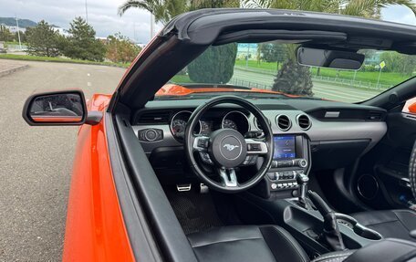 Ford Mustang VI рестайлинг, 2021 год, 2 650 000 рублей, 8 фотография