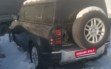 Land Rover Defender II, 2021 год, 4 672 500 рублей, 3 фотография